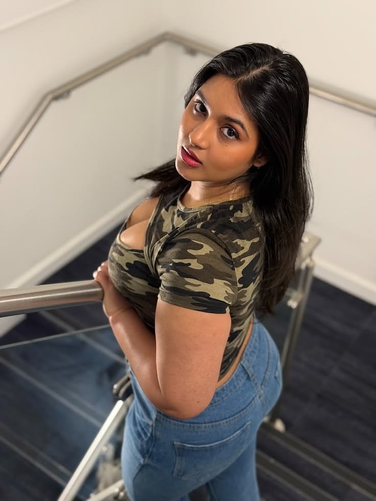 Hello dear sir myself Arya i m nashik available